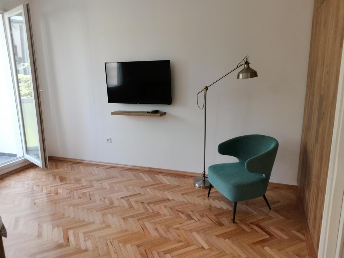 Clock Tower Apartments Ποντγορίτσα Εξωτερικό φωτογραφία