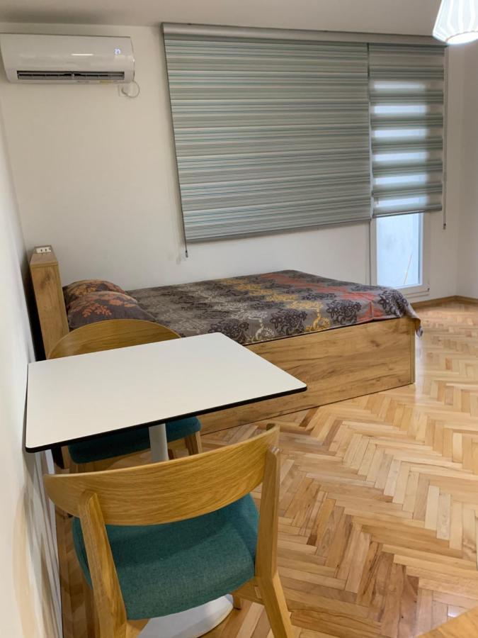 Clock Tower Apartments Ποντγορίτσα Εξωτερικό φωτογραφία