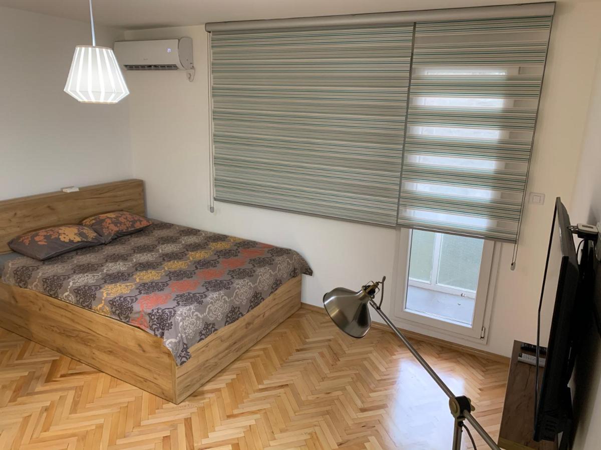 Clock Tower Apartments Ποντγορίτσα Εξωτερικό φωτογραφία